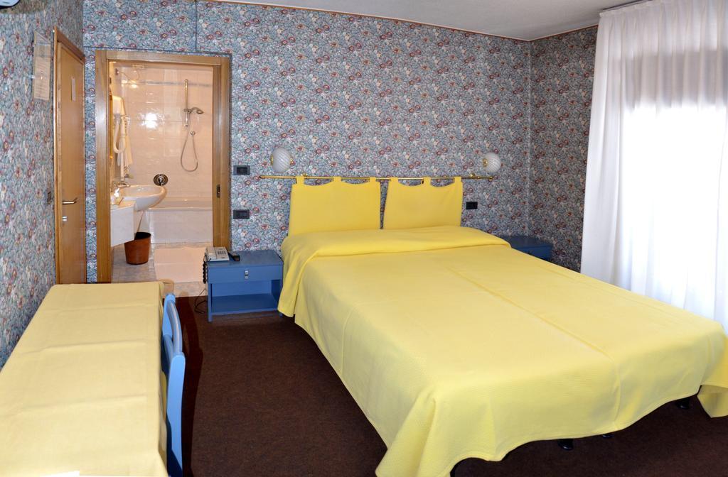 Hotel Cervo Bormio Pokoj fotografie